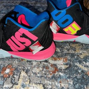 Nike Kyrie 5 “Just Do It” Basketball
